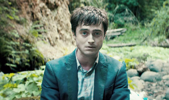 Dan-Radcliffe-as-a-corpse-658309